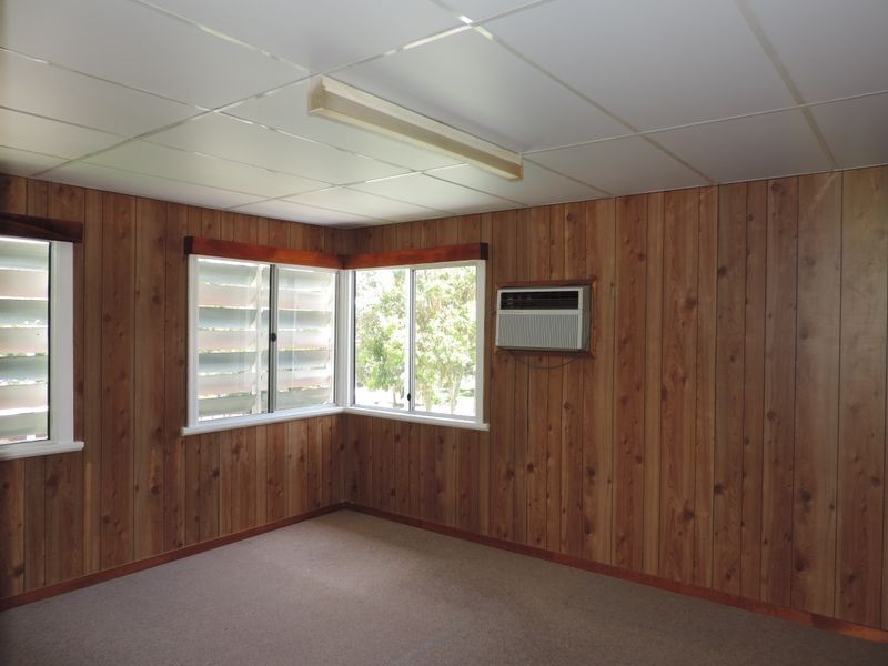 11 Wentworth Terrace, The Range QLD 4700