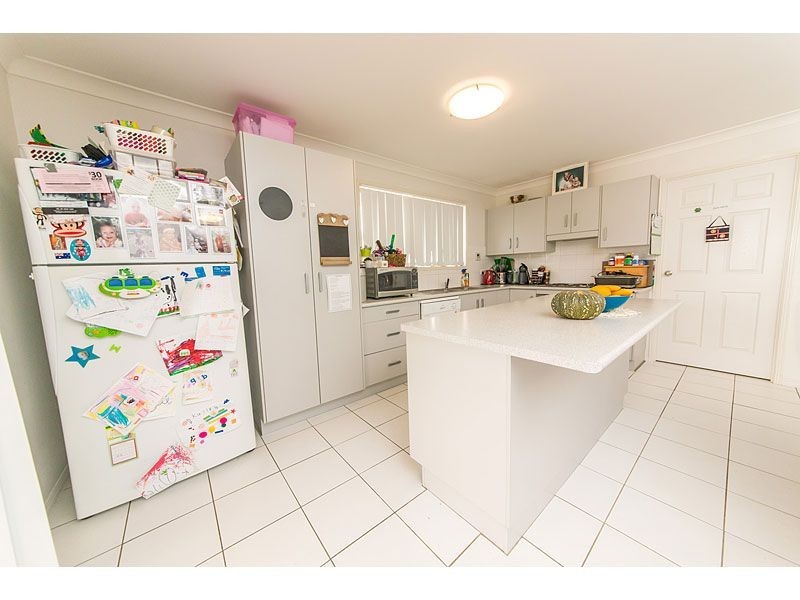 32 Joseph Street, Gracemere QLD 4702