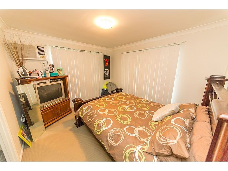 32 Joseph Street, Gracemere QLD 4702