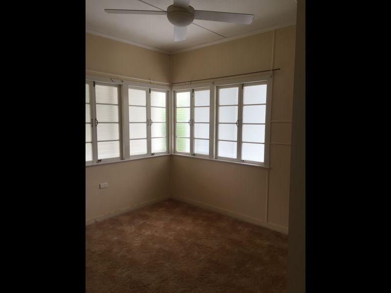 78 Livingstone Street, Berserker QLD 4701