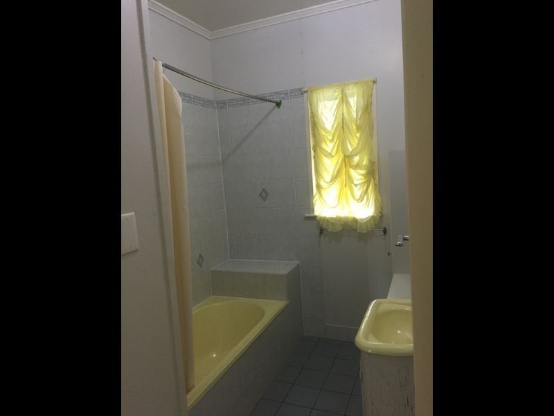 78 Livingstone Street, Berserker QLD 4701