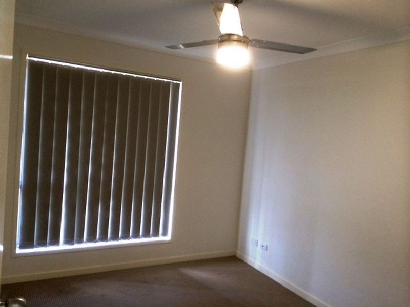 5 Ford Place, Gracemere QLD 4702