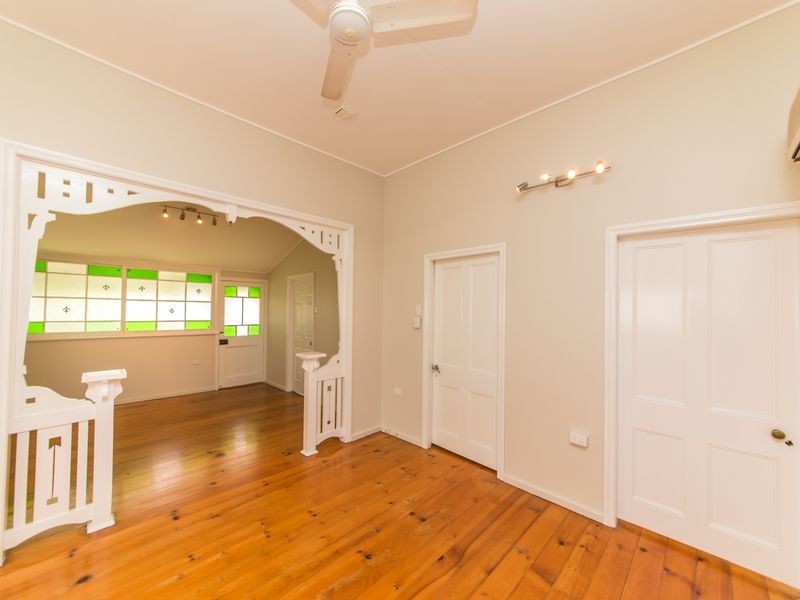 213 Denham Street, The Range QLD 4700