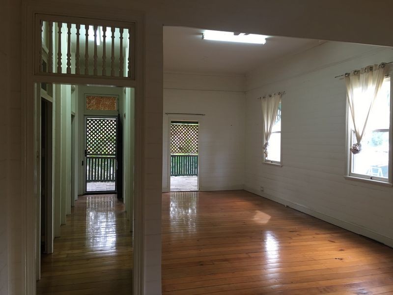 161 Lakes Creek Road, Berserker QLD 4701
