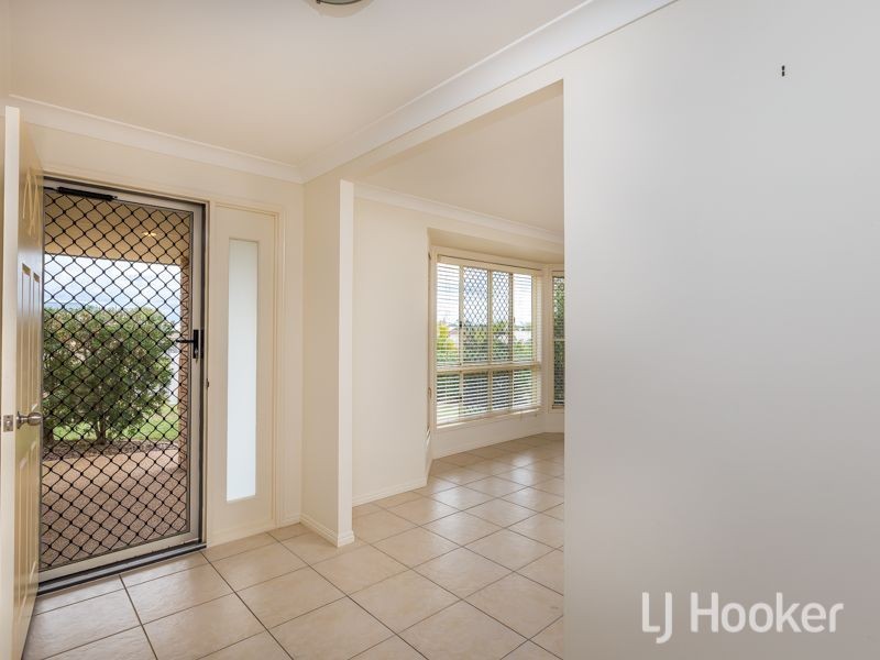 33 Joseph Street, Gracemere QLD 4702