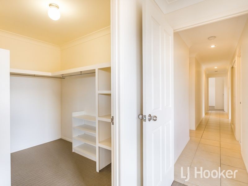 33 Joseph Street, Gracemere QLD 4702