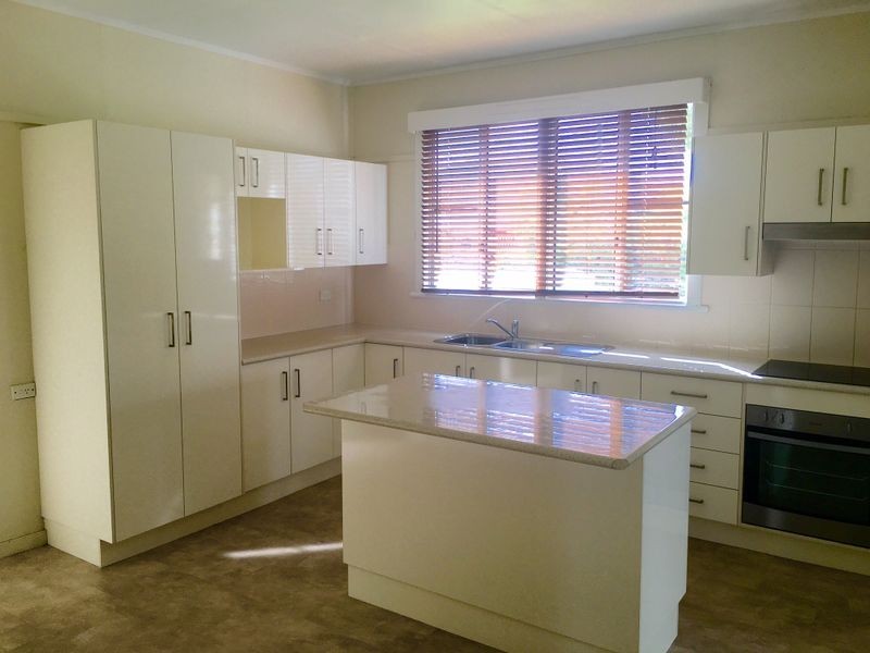 7 Cowap Street, Park Avenue QLD 4701