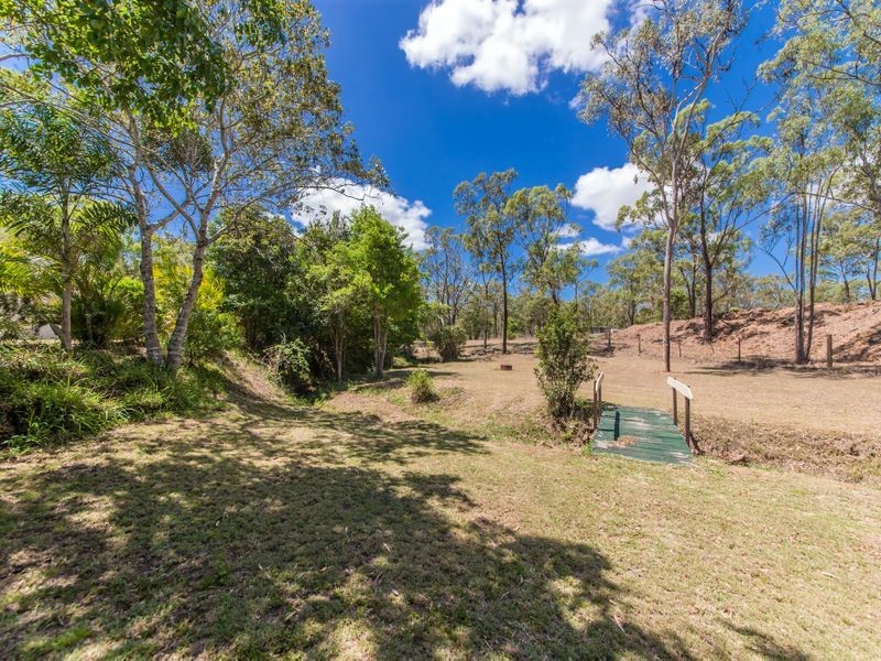 80 Auton and Johnson Road, The Caves QLD 4702