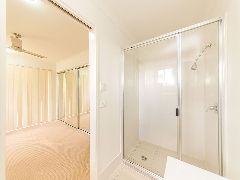 12 Viney Street, Gracemere QLD 4702