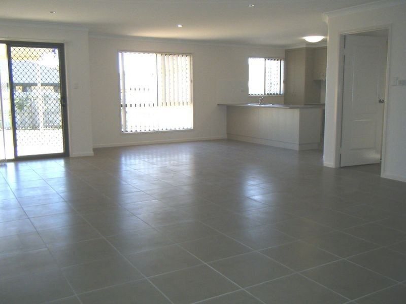16 Kerrie Meares Crescent, Gracemere QLD 4702