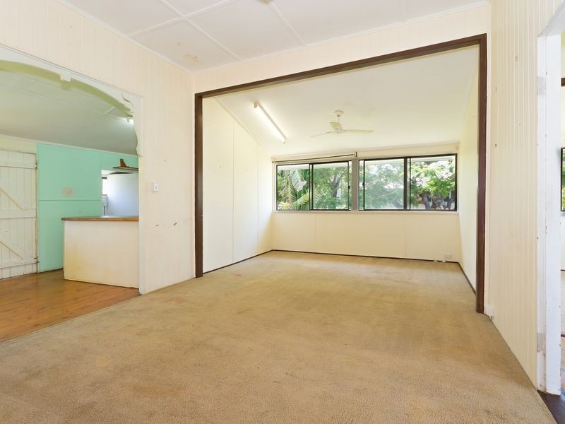 397 East Street, Depot Hill QLD 4700