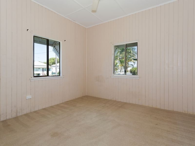 397 East Street, Depot Hill QLD 4700