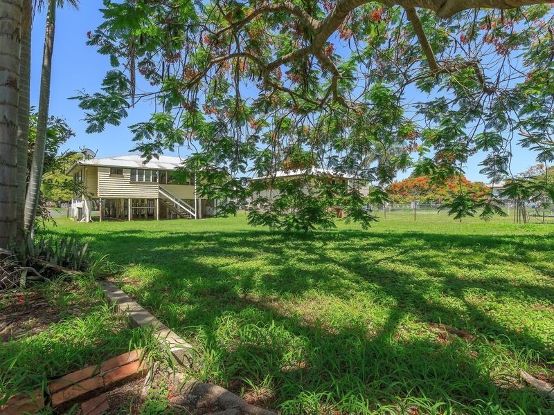397 East Street, Depot Hill QLD 4700