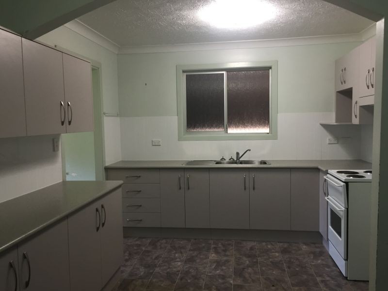 34 Cowap Street, Park Avenue QLD 4701