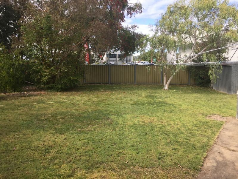 34 Cowap Street, Park Avenue QLD 4701