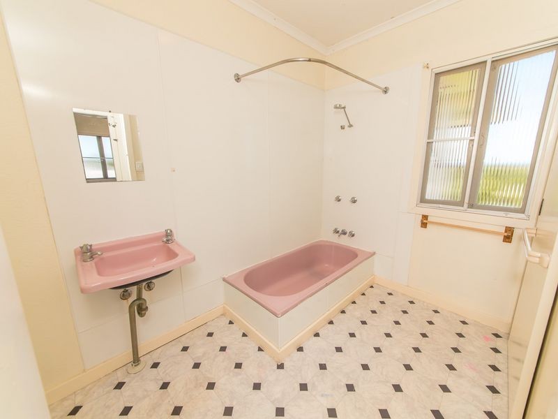 14 Bradford Street, Allenstown QLD 4700