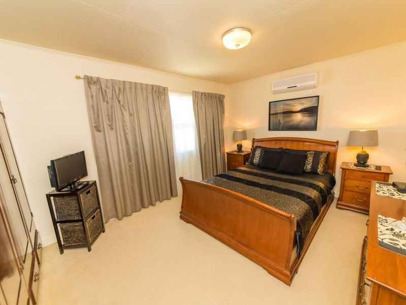 12 Agnes Street, The Range QLD 4700