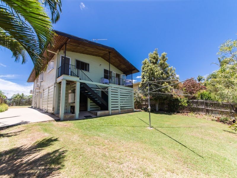 12 Agnes Street, The Range QLD 4700