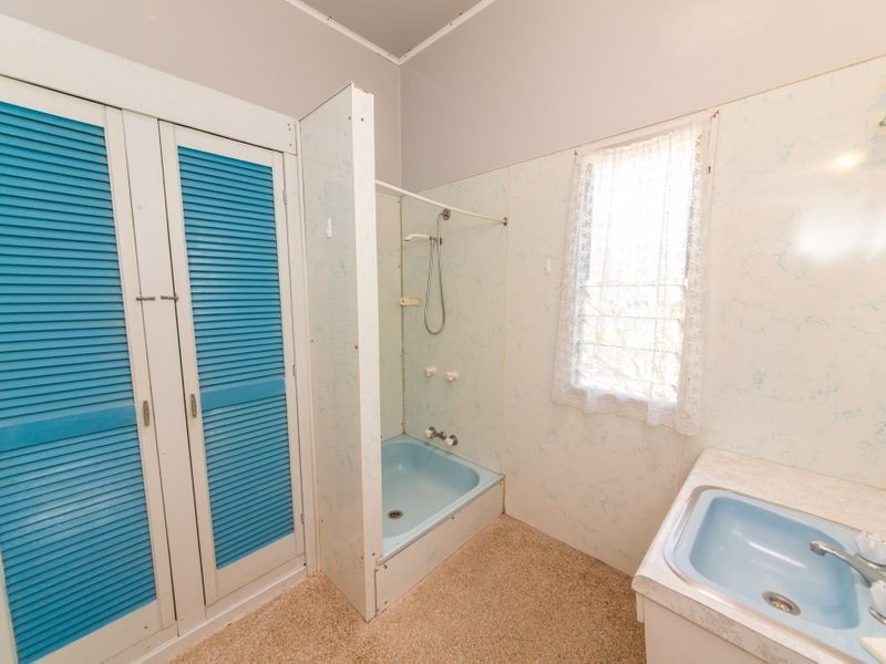 79 North Street, The Range QLD 4700