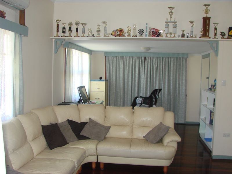 32 Thackeray Street, Park Avenue QLD 4701