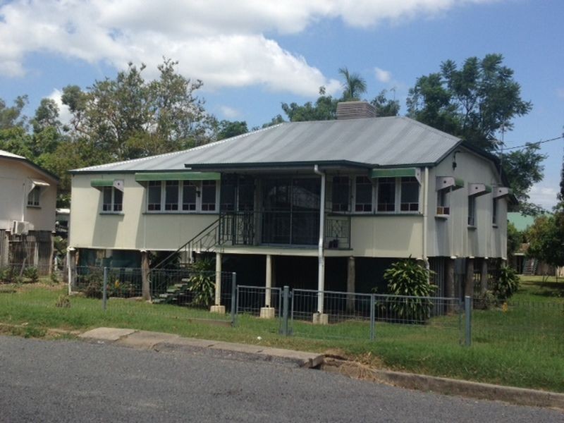 12 Charles Street, Berserker QLD 4701