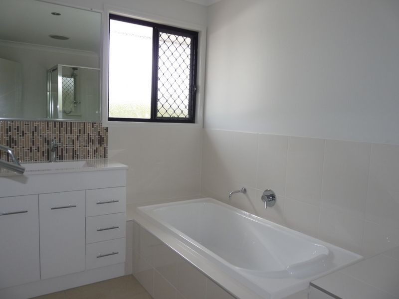 21/ Hedgerose Way, Parkhurst QLD 4702