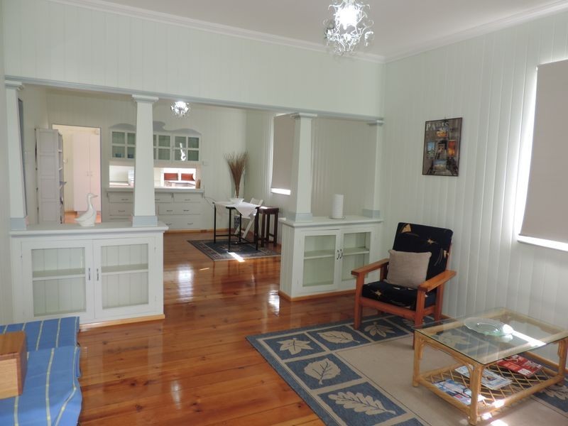 316 Kent Street, Depot Hill QLD 4700