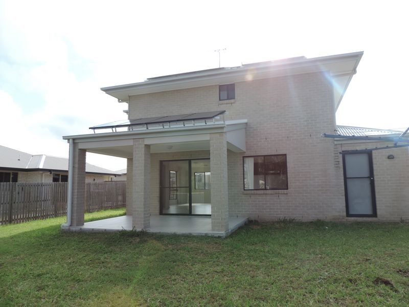 70 Bronco Crescent, Gracemere QLD 4702