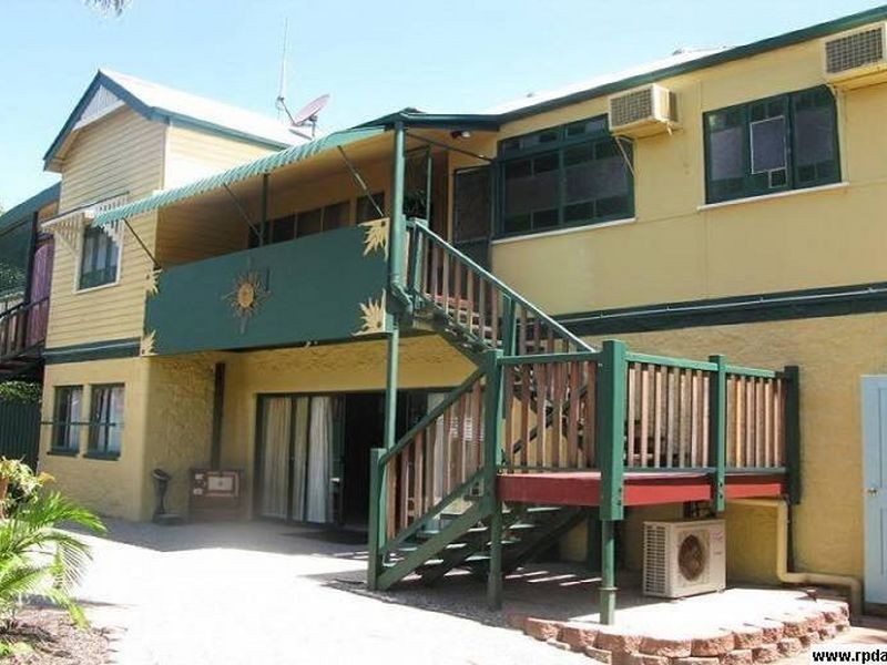 38-40 Brown Street, Berserker QLD 4701