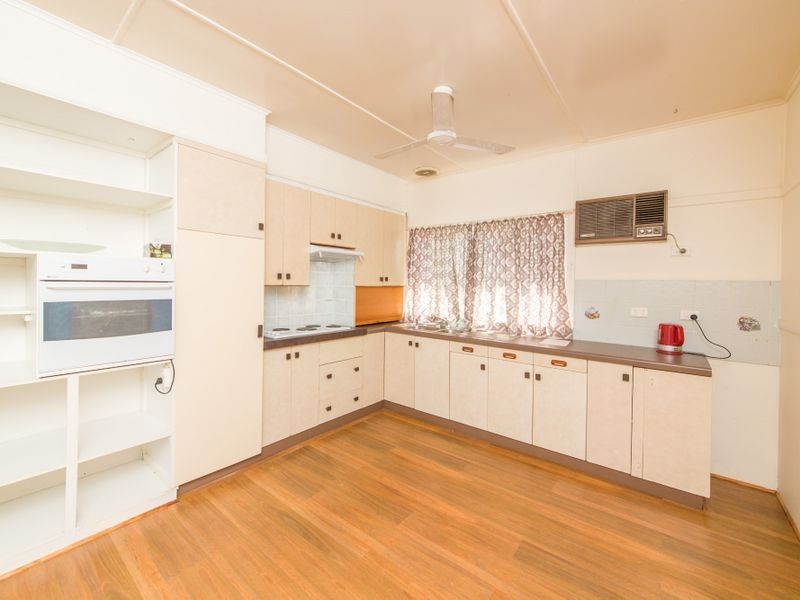 6 Canovan Street, Berserker QLD 4701