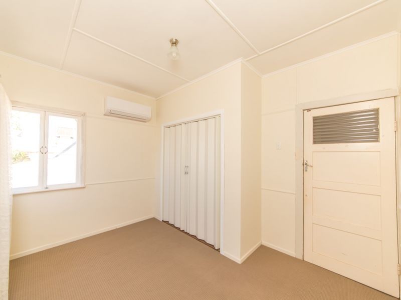 6 Canovan Street, Berserker QLD 4701