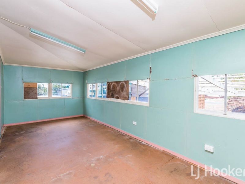 23 Byrne Street, Kawana QLD 4701