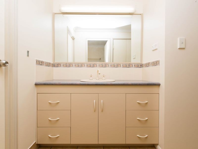 25 Sondra Lena Drive, Glendale QLD 4711