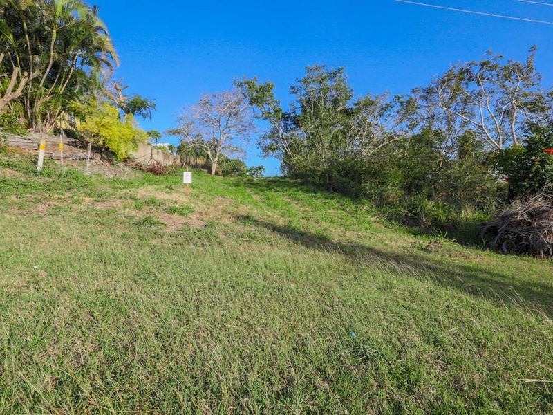 14 Vernon Street, Emu Park QLD 4710