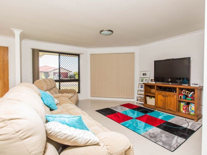 4 Emery Street, Gracemere QLD 4702