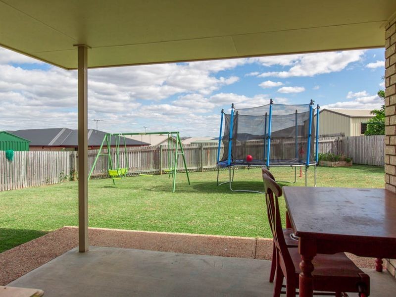 4 Emery Street, Gracemere QLD 4702