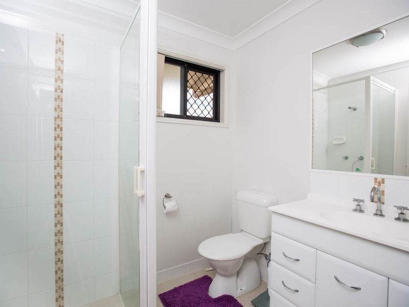 4 Emery Street, Gracemere QLD 4702