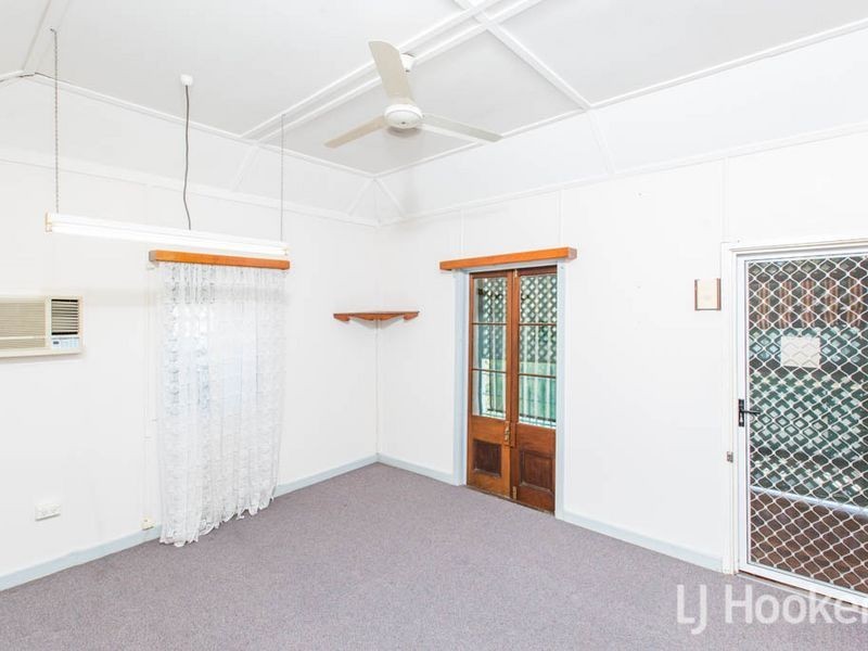 333 East Street, Depot Hill QLD 4700