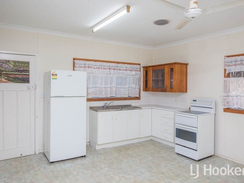 333 East Street, Depot Hill QLD 4700