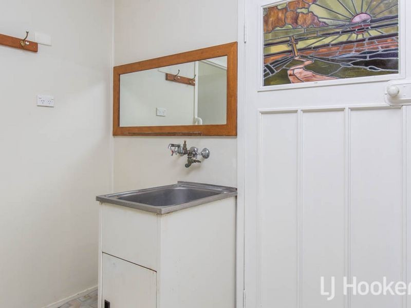 333 East Street, Depot Hill QLD 4700