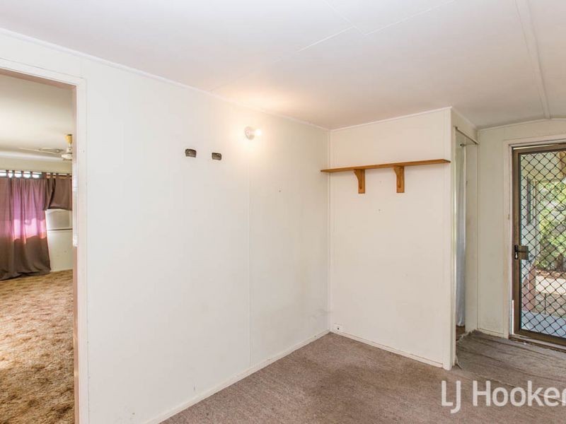 48 Twigg Street, Park Avenue QLD 4701