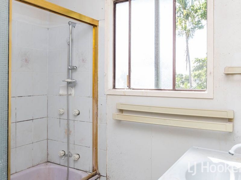 48 Twigg Street, Park Avenue QLD 4701