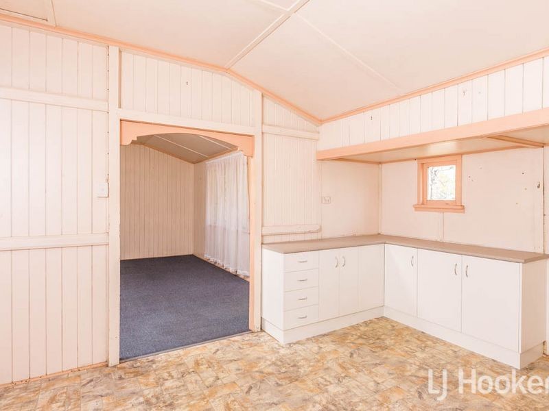 404 Stenhouse Street, Koongal QLD 4701