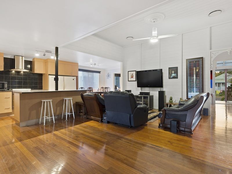 65 West Street, The Range QLD 4700