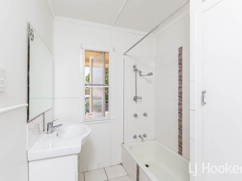 249 Dean Street, Berserker QLD 4701