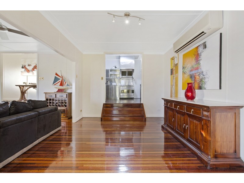 37 Wiseman Street, The Range QLD 4700