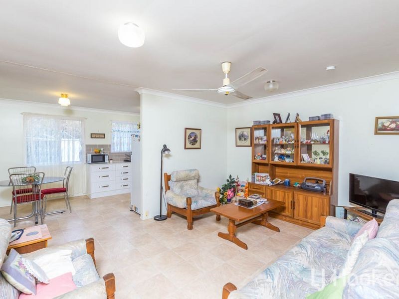 5 Barfoot Street, Kawana QLD 4701