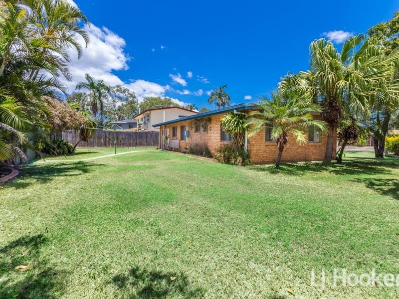 5 Barfoot Street, Kawana QLD 4701