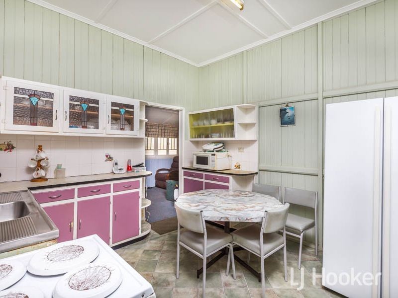 20 Bank Street, Park Avenue QLD 4701