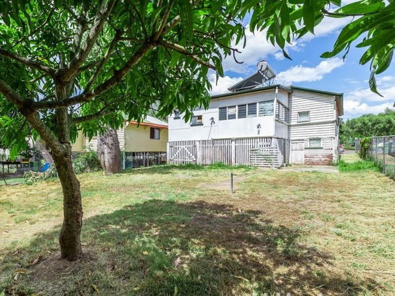 54 James Street, Mount Morgan QLD 4714